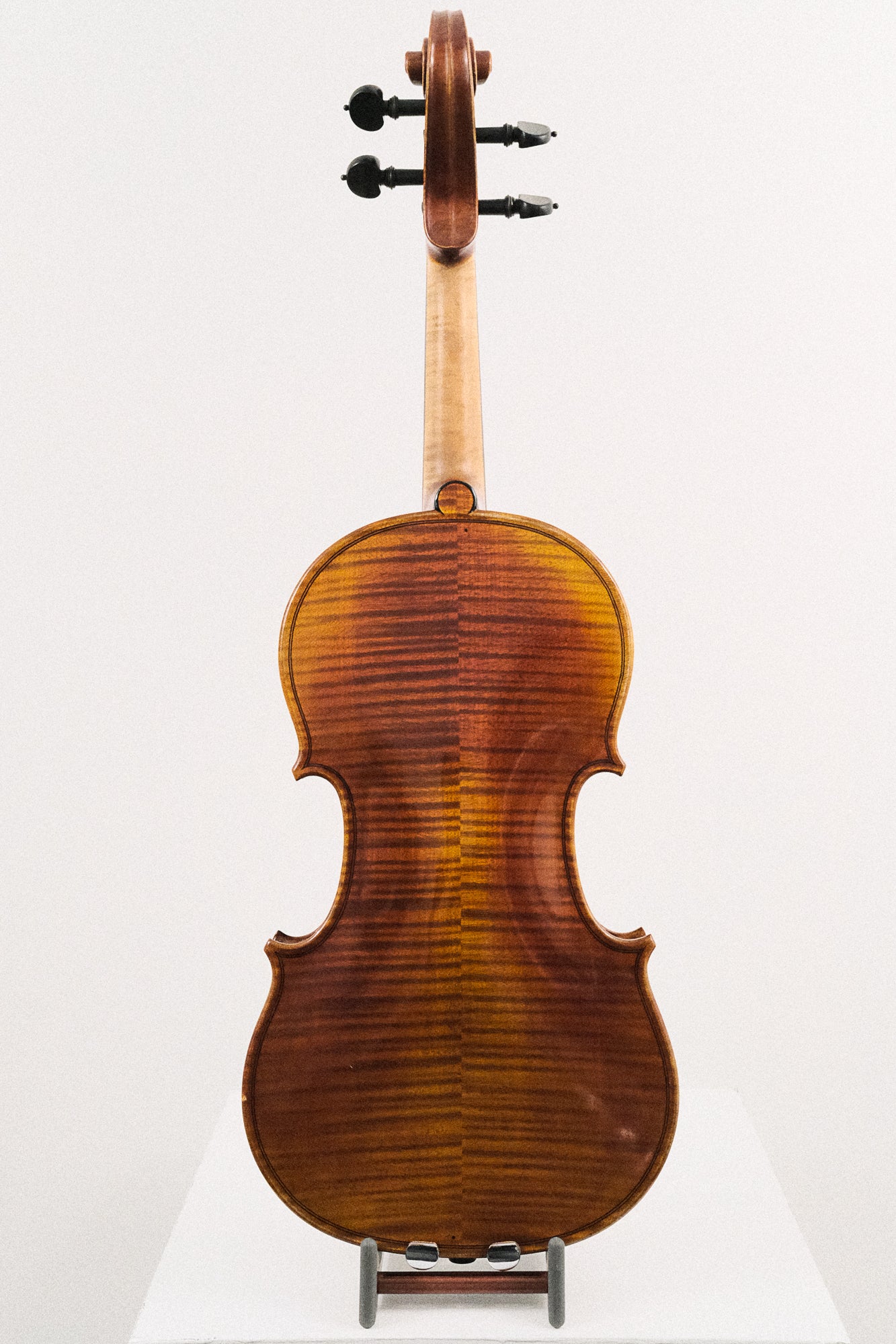 Revelle 4/4 Violin Model 700