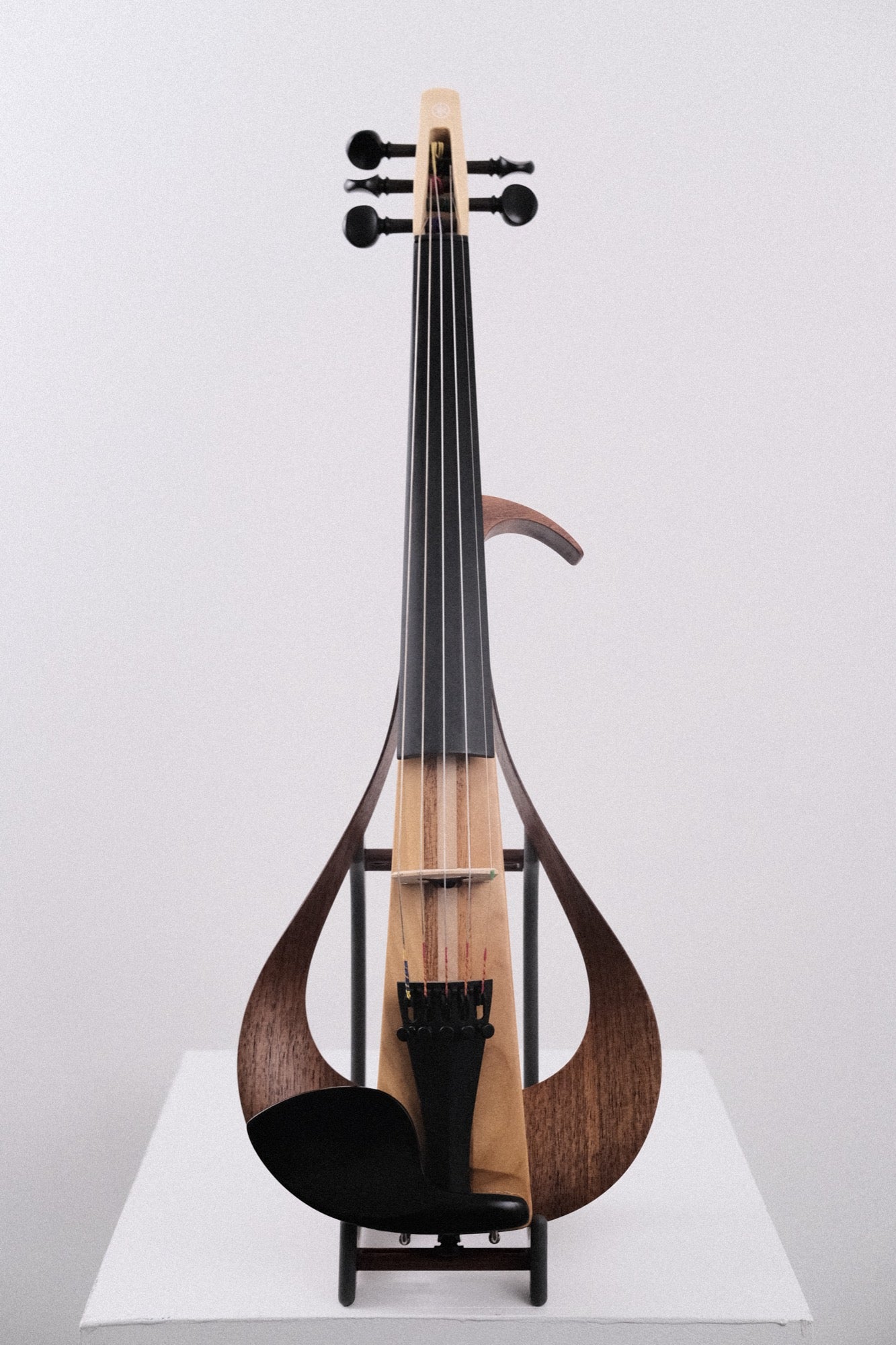 Yamaha 5-String Electric Violin 105