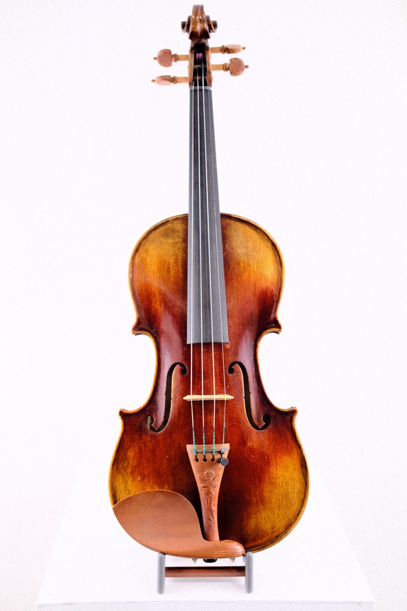 Delachaise 4/4 Violin with Carved Fittings