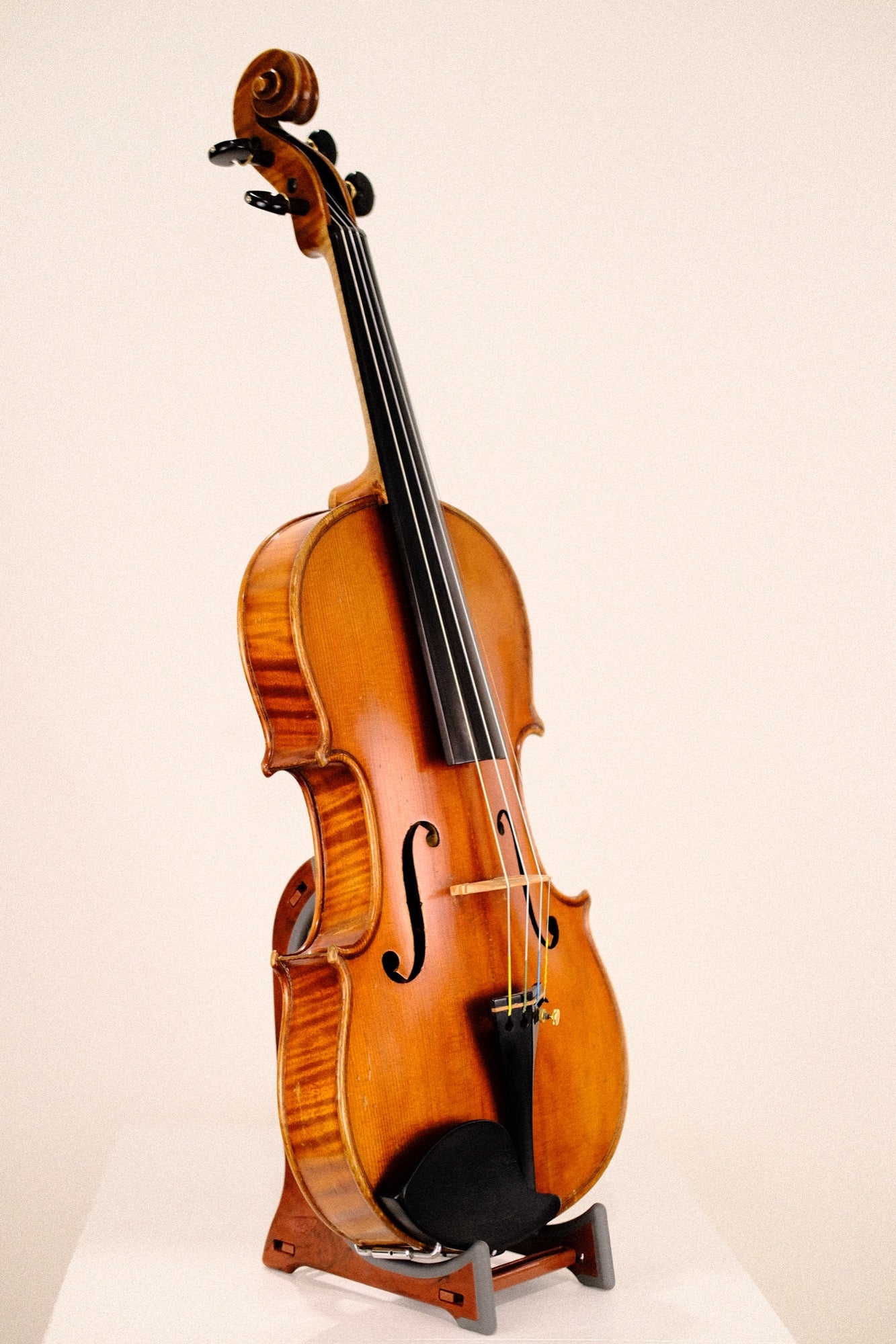 "The Soloist" Violin