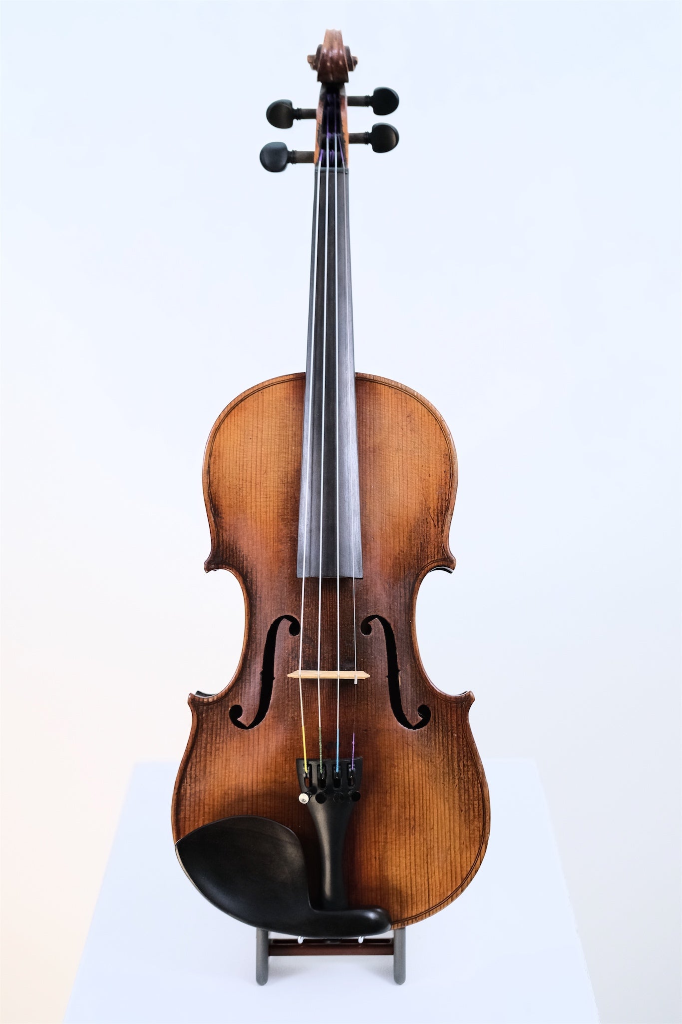 Early 20th Century Unlabeled German Violin - 4/4