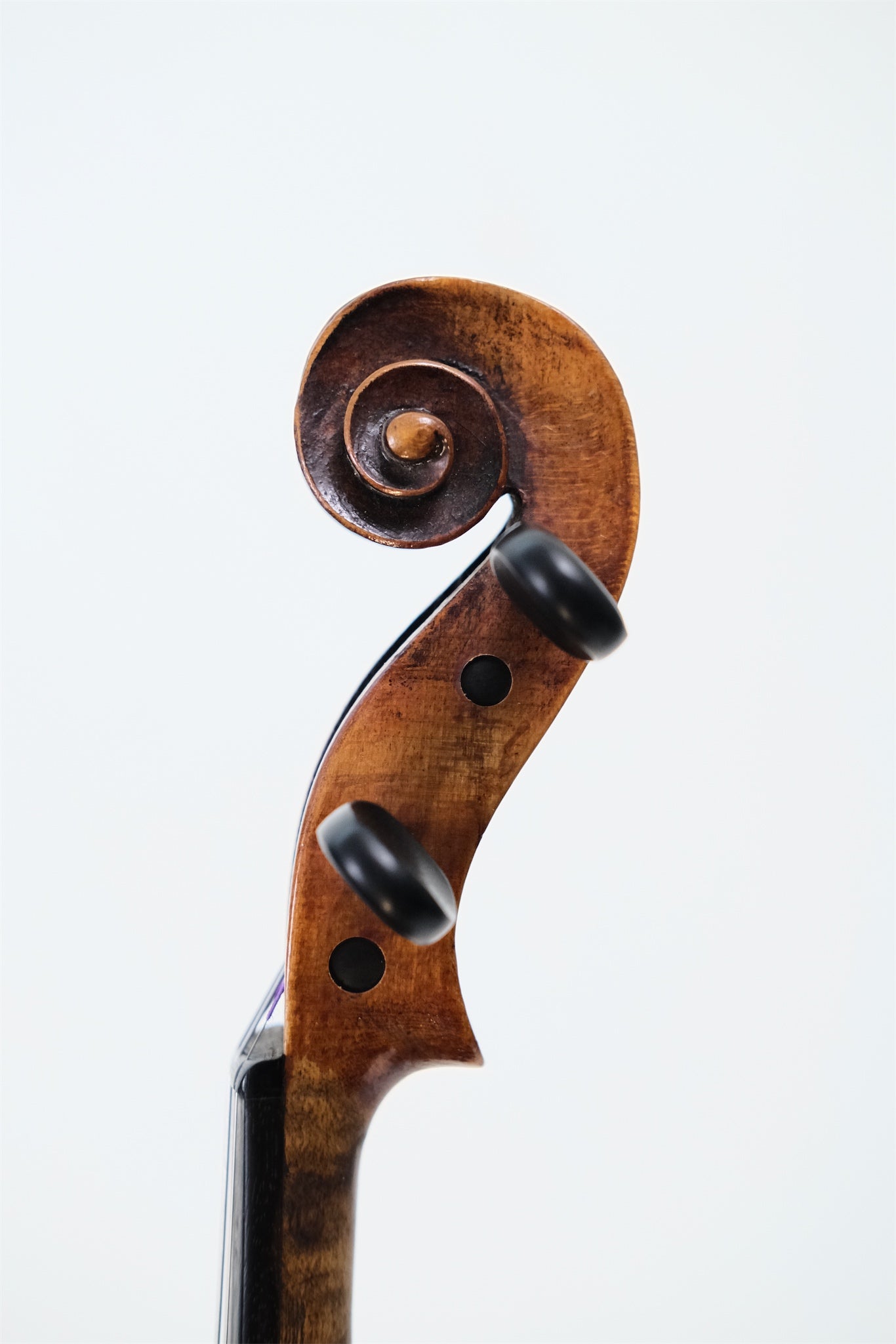 Early 20th Century Unlabeled German Violin - 4/4