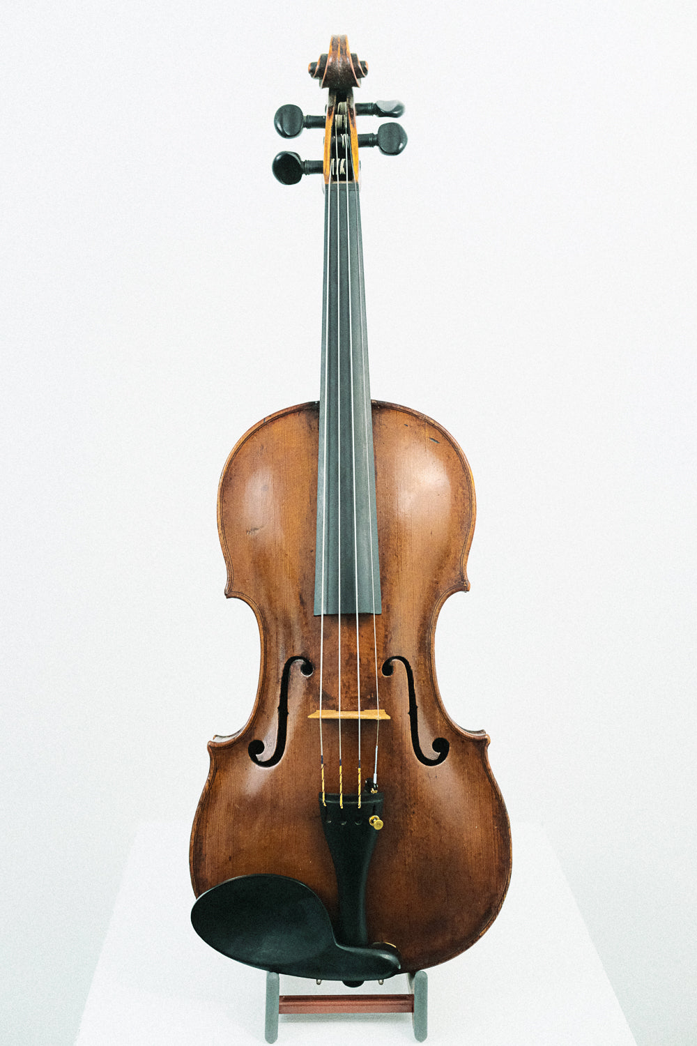 Violin labeled Johann Georg Thir - 1763